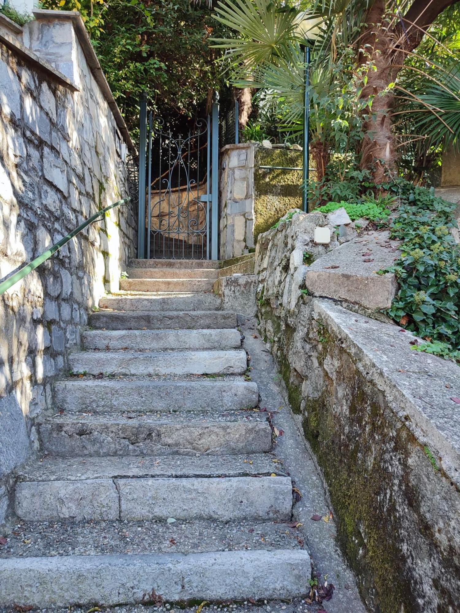 150 Steps To Heaven - By Myhomeincomo Como Exterior foto